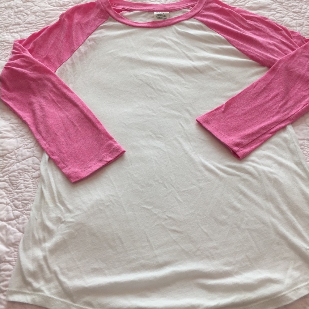 Victoria’s Secret small baseball tee raglan